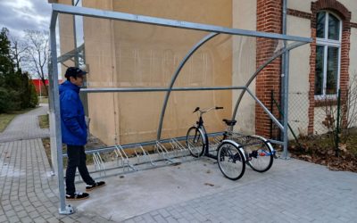 Einmal abstellen mit Überdachung